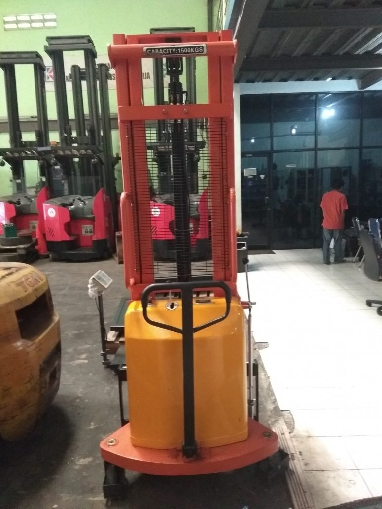 -jual-parts-hand-stacker-semi-electric 