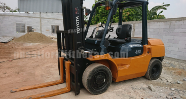 Forklift 3.5 ton Toyota Bekas