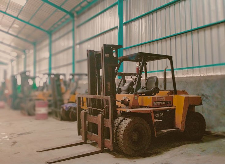 Forklift Caterpillar Bekas 7 Ton