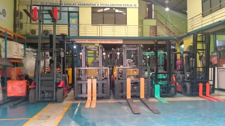 Macam macam forklift triguna