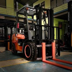 Service Forklift Toyota