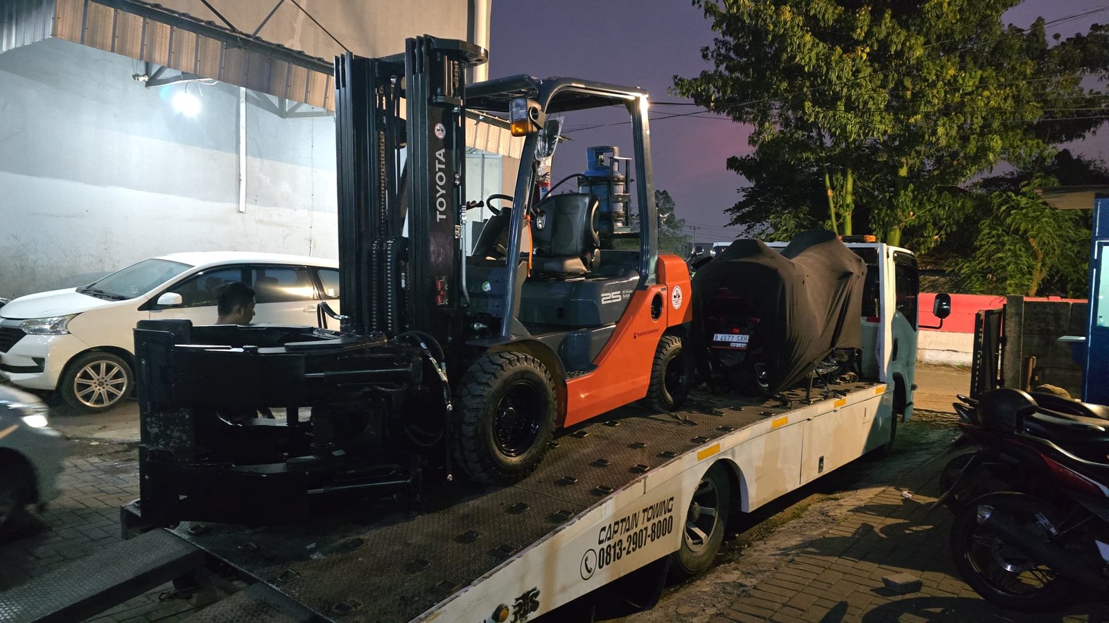 Forklift Toyota Jepit