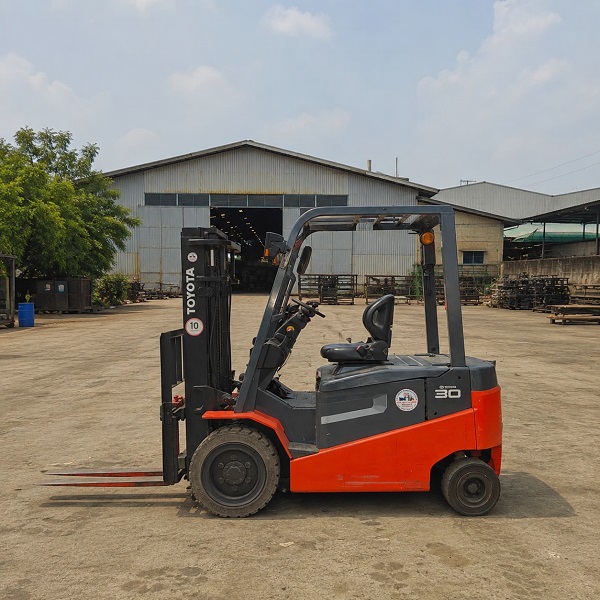 8FBN30 Forklift Toyota 3 Ton Bekas