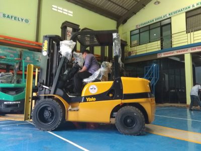 Forklift Yale