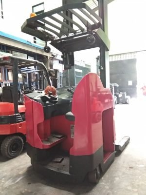 Reach Truck Raymond 7620 tampak belang